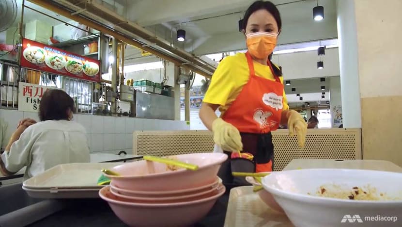 What would make Singaporeans return their trays? How about a siren? What would make Singaporeans return their trays? How about a siren?