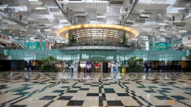 樟宜机场启用40周年  易华仁有信心机场将开启新篇章