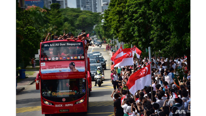 Thousands turn up to cheer Joseph Schooling during victory parade Thousands turn up to cheer Joseph Schooling during victory parade