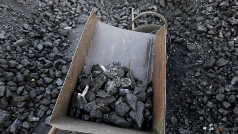 US, Canada among 20 countries to commit to stop financing fossil fuels abroad US, Canada among 20 countries to commit to stop financing fossil fuels abroad