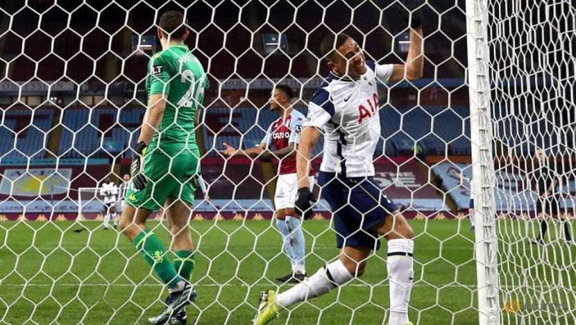 Tottenham end dismal week with win at Villa Tottenham end dismal week with win at Villa
