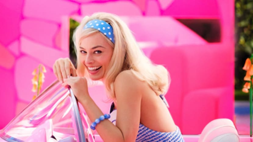 Margot Robbie Says She And Ryan Gosling Were "Mortified" When Leaked Photos From Barbie Set Went Viral Margot Robbie Says She And Ryan Gosling Were "Mortified" When Leaked Photos From Barbie Set Went Viral
