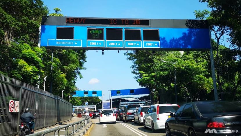 Frustration with registration process as Malaysia’s Vehicle Entry Permit deadline looms Frustration with registration process as Malaysia’s Vehicle Entry Permit deadline looms