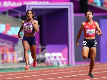 Singapore's Shanti Pereira competing in the 200m heats at the Asian Games in Hangzhou, China on Oct 1, 2023.