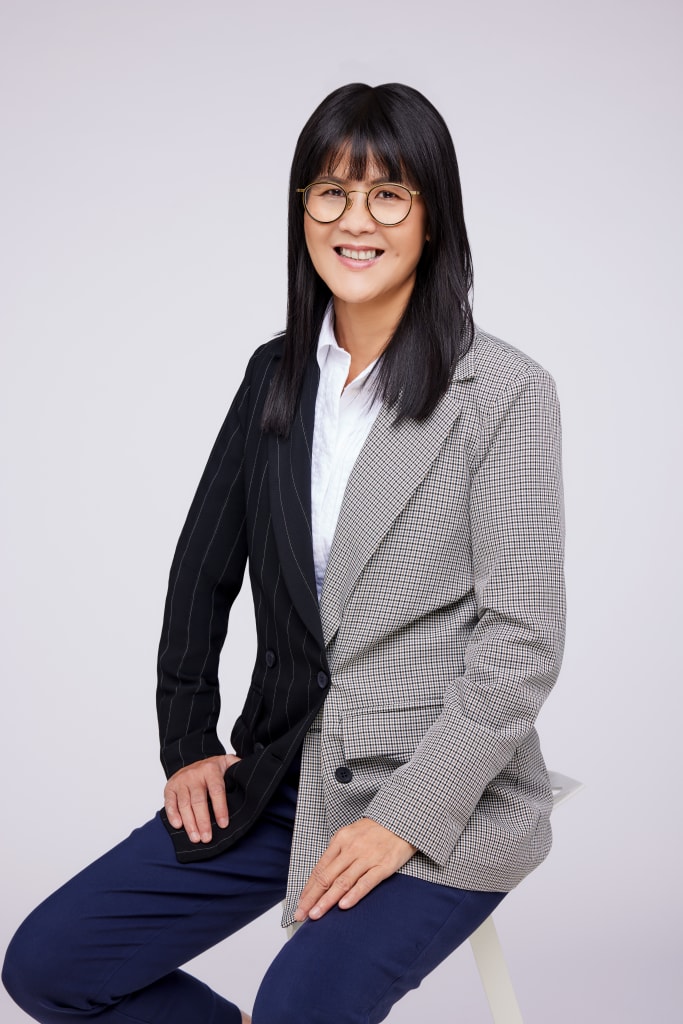 Kang Lay See - Senior Executive Producer (Chinese Entertainment Productions) Kang Lay See - Senior Executive Producer (Chinese Entertainment Productions)