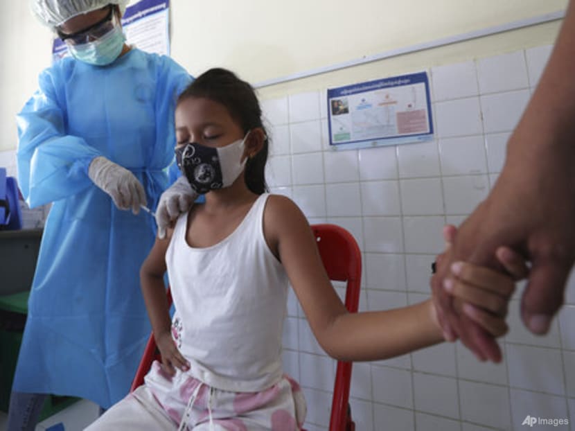 Cambodia giving COVID-19 vaccine to children aged 6 to 11 before schools reopen Cambodia giving COVID-19 vaccine to children aged 6 to 11 before schools reopen