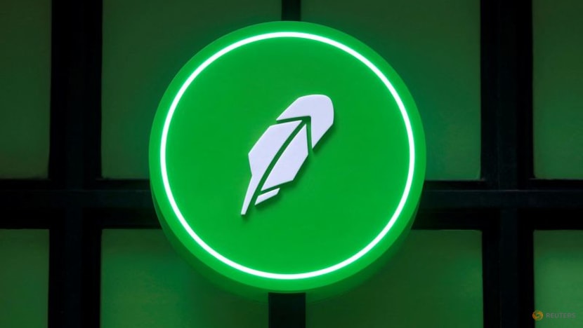 Robinhood to cut some full-time jobs as trading demand eases - CNA