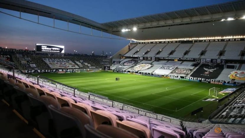 Soccer: Reflex strike from Jo helps Corinthians to 2-1 victory Soccer: Reflex strike from Jo helps Corinthians to 2-1 victory