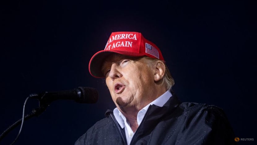 Musk says he would reverse Twitter ban on Donald Trump Musk says he would reverse Twitter ban on Donald Trump