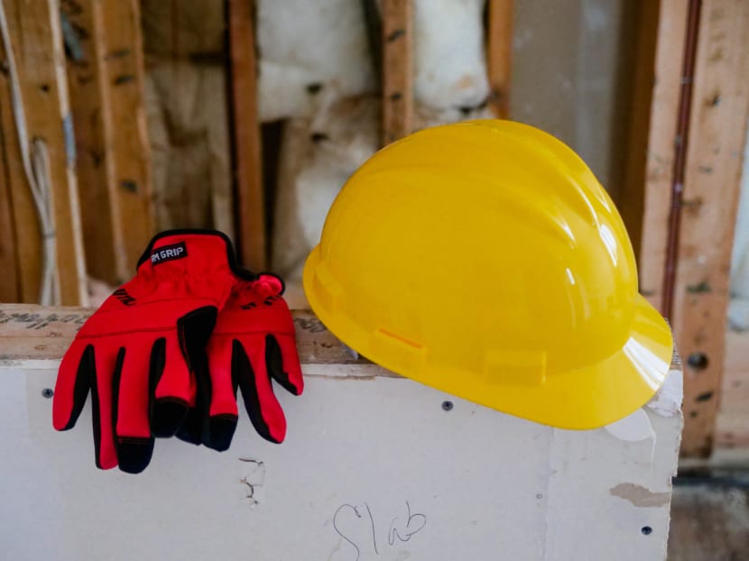 Migrant worker fatally crushed by crane parts; 27 dead from worksite accidents in 6 months Migrant worker fatally crushed by crane parts; 27 dead from worksite accidents in 6 months