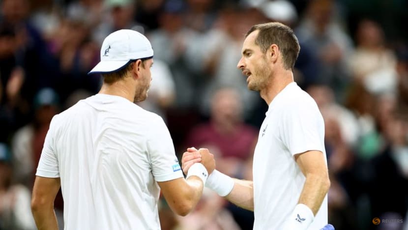 Murray safely through despite slow start Murray safely through despite slow start