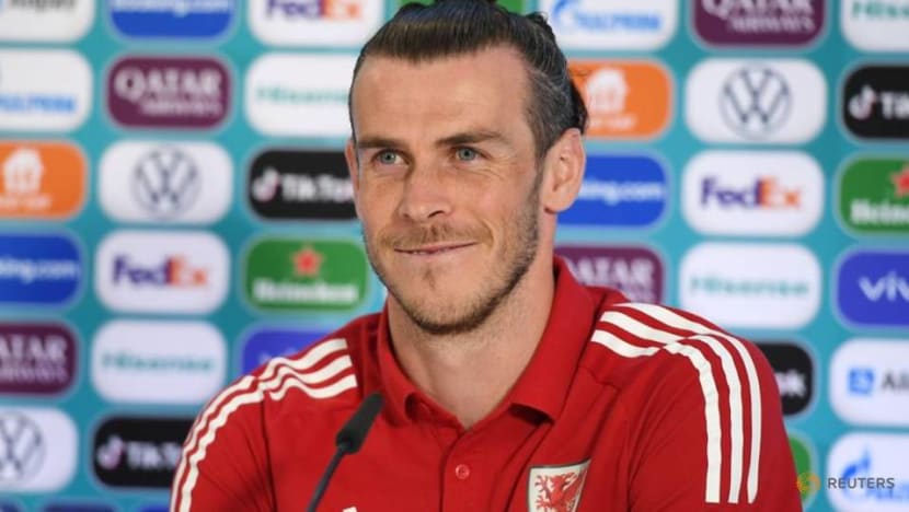 Soccer-Bale dismisses Mancini's Stoke comparison as Wales target Italy upset Soccer-Bale dismisses Mancini's Stoke comparison as Wales target Italy upset