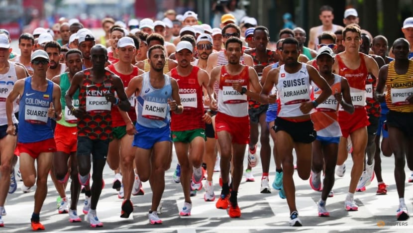 Athletics: Kenya's Kipchoge wins men's marathon gold Athletics: Kenya's Kipchoge wins men's marathon gold