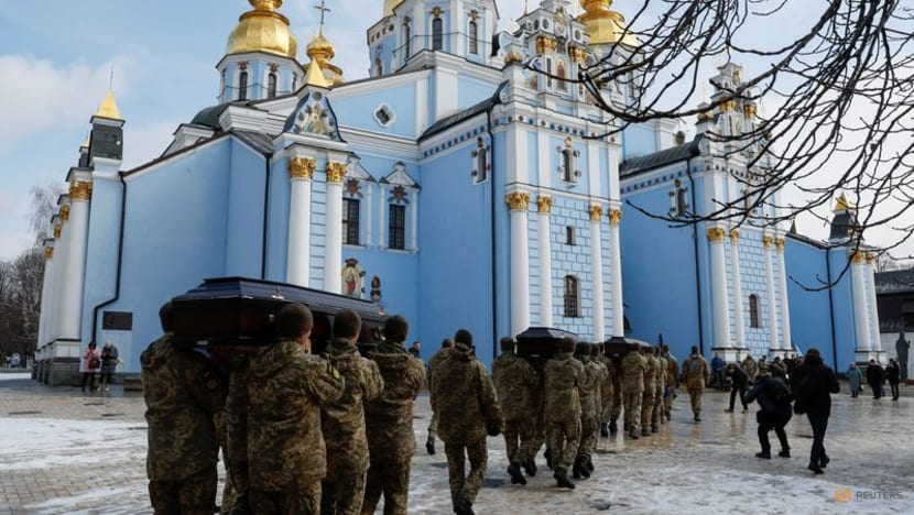 More Ukrainian units claim raids on Russian soil; Kyiv disavows them More Ukrainian units claim raids on Russian soil; Kyiv disavows them