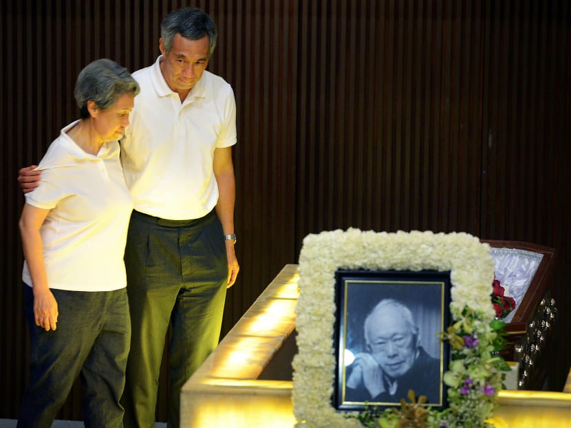 Prime Minister Lee Hsien Loong and his wife Ho Ching at the private service held at Mandai Crematorium for the late Mr Lee Kuan Yew on March 29, 2015. Photo: The Straits Times