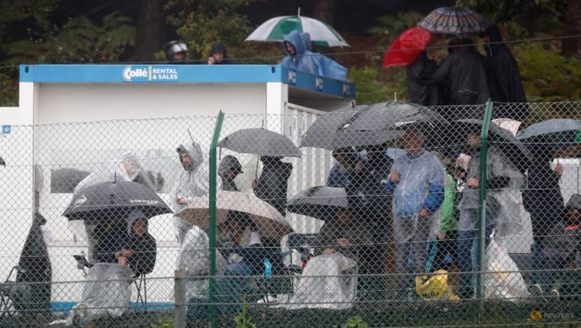Formula 1: Rain forces suspension of Belgian Grand Prix start Formula 1: Rain forces suspension of Belgian Grand Prix start