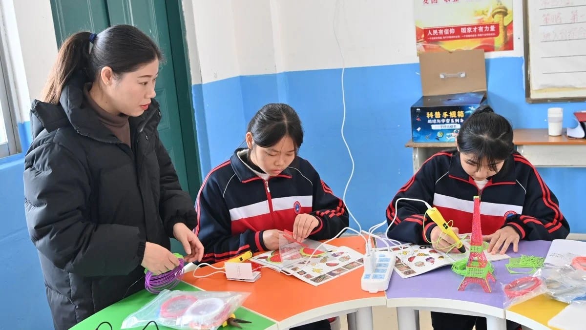 Millions of teachers in China risk losing their jobs as birth rate plunges - Vimarsana News
