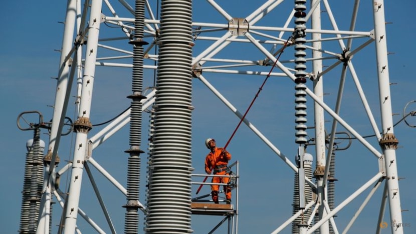 Five Japan utilities' plan to hike electricity prices likely to be postponed -Jiji Five Japan utilities' plan to hike electricity prices likely to be postponed -Jiji
