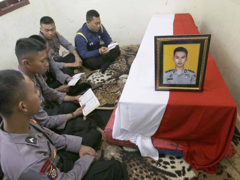 Jakarta bombers suspected of having IS links