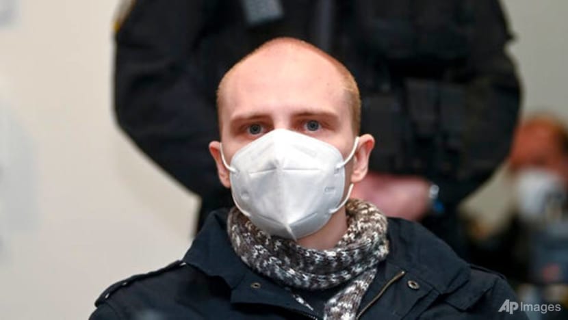 German court convicts man of murder over synagogue attack German court convicts man of murder over synagogue attack