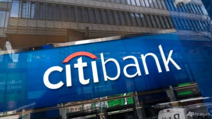 3 bekas pekerja bank antara 9 didakwa perdaya Citibank beri pinjaman peribadi S$206,000
