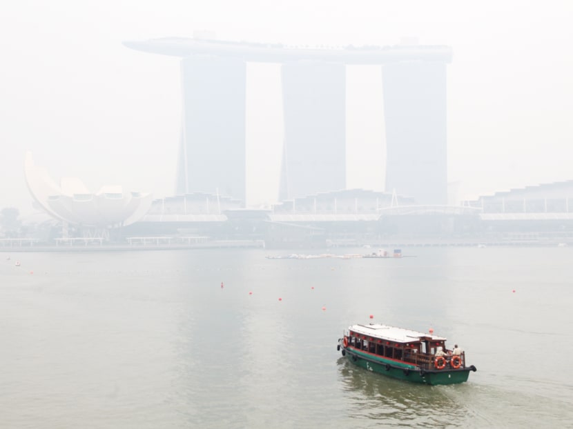 The haze shrouded Singapore on Jun 17 2013. Photo by OOI BOON KEONG.