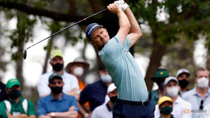 Golf-Rose fades early as Masters lead cut to one Golf-Rose fades early as Masters lead cut to one