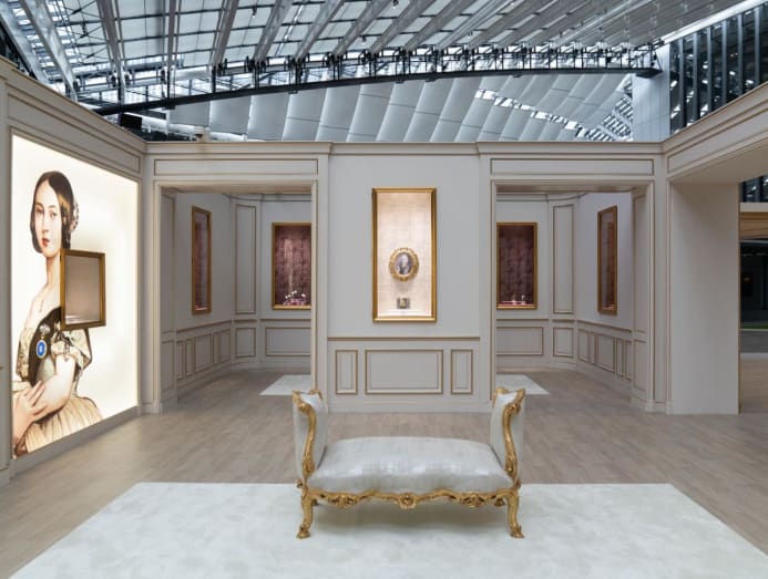 patek philippe inside