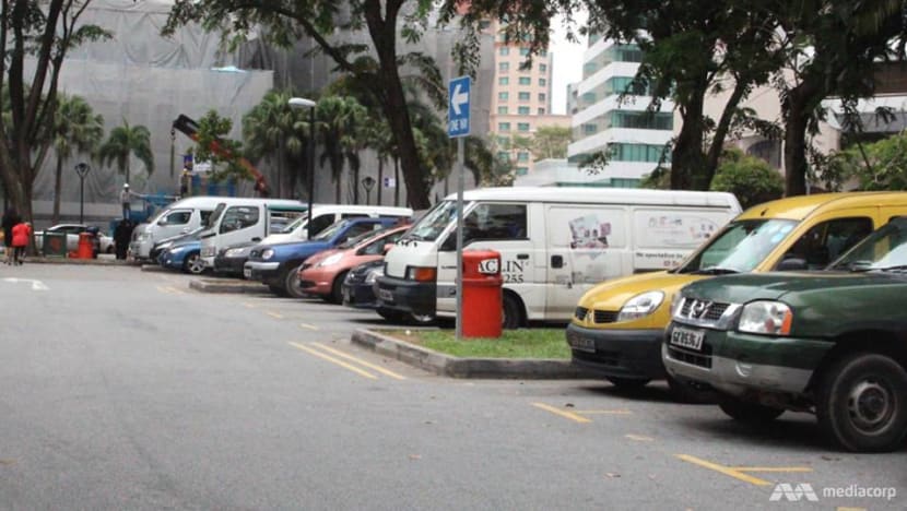 Grace period at HDB, URA car parks to be doubled to 20 minutes Grace period at HDB, URA car parks to be doubled to 20 minutes