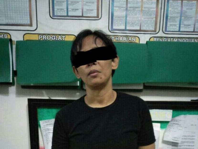 According to Tribrata News, Indonesian national Khasanah was arrested at a Hotel Kuala Tungkal in the West Tanjung Jabung Regency, Jambi Province in central Sumatra on Tuesday. Photo: Internet screencap via Twitter @Polda_jambi