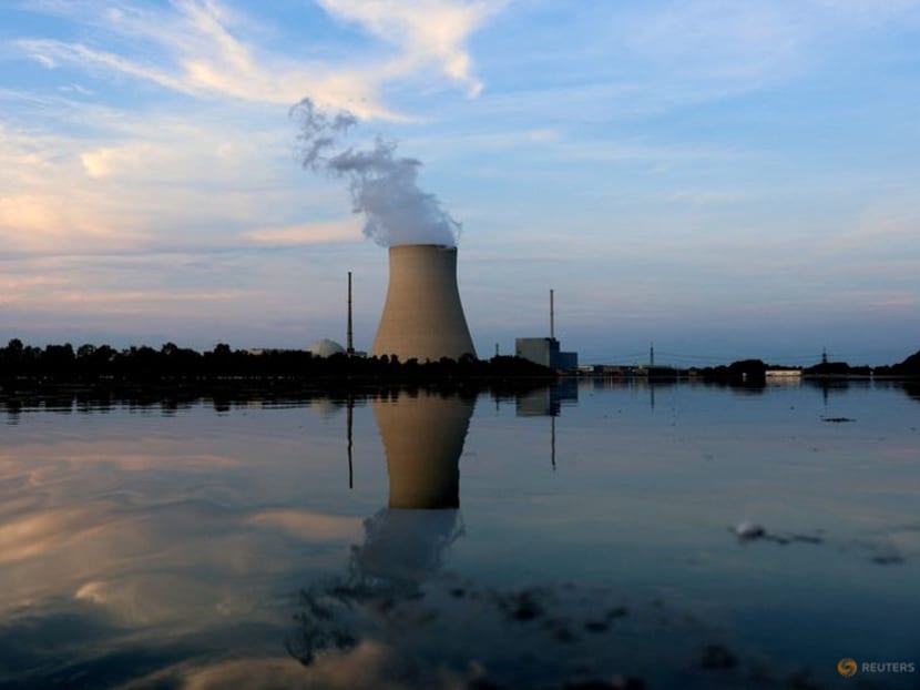 FILE PHOTO: A general view shows the nuclear power plant Isar 2 by the river Isar in Eschenbach near Landshut, Germany, August 17, 2022. REUTERS/Christian Mang/File Photo FILE PHOTO: A general view shows the nuclear power plant Isar 2 by the river Isar in Eschenbach near Landshut, Germany, August 17, 2022. REUTERS/Christian Mang/File Photo