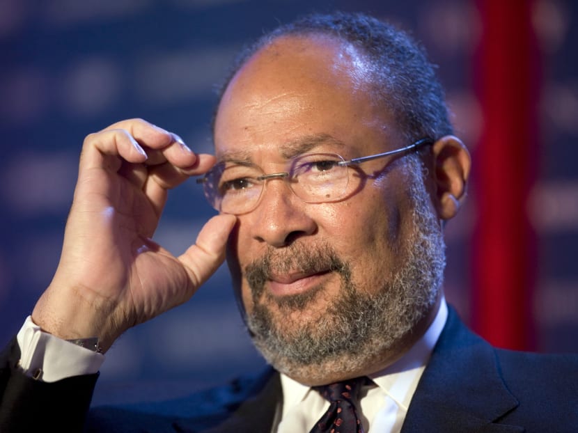 In this June 15, 2009, file photo, Richard Parsons, then Chairman of Citigroup, speaks at Time Warner's headquarters in New York. Photo: AP