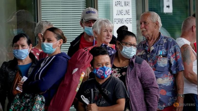 US private payrolls post first decline in eight months as COVID-19 cases soar US private payrolls post first decline in eight months as COVID-19 cases soar
