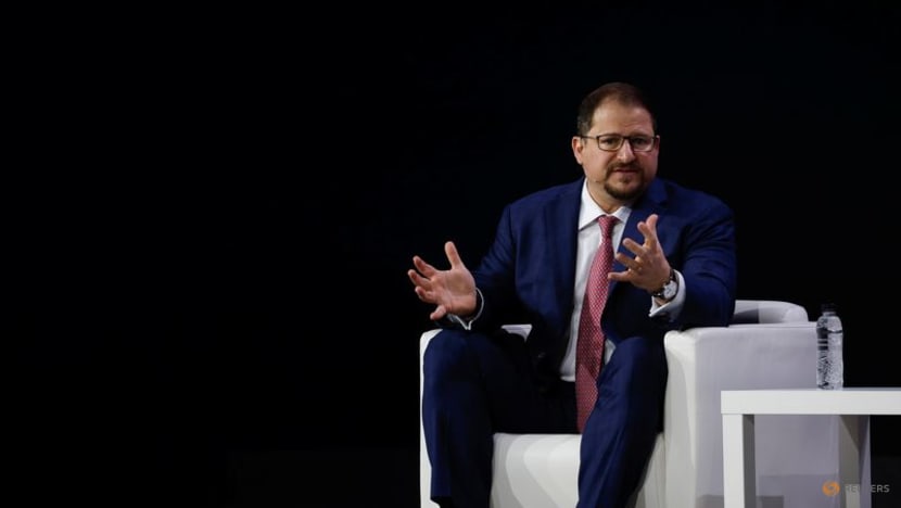 Qualcomm CEO sees growth in high-end phones even if economy slows Qualcomm CEO sees growth in high-end phones even if economy slows