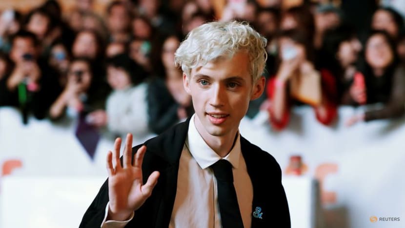 Pop star Troye Sivan fights HIV stigma in first big film role Pop star Troye Sivan fights HIV stigma in first big film role