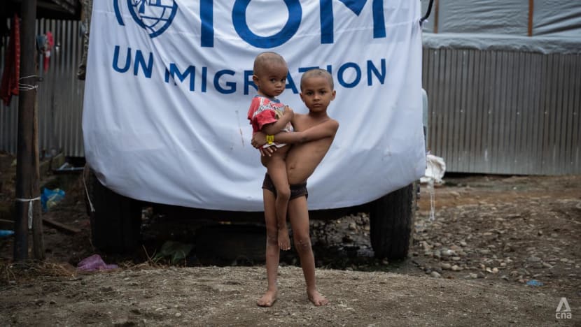 Selama puluhan tahun Aceh menyambut baik pengungsi Rohingya. Lantas, mengapa sekarang menolak? Selama puluhan tahun Aceh menyambut baik pengungsi Rohingya. Lantas, mengapa sekarang menolak?