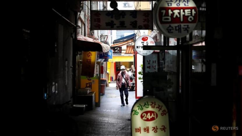 South Korea enters recession as exports plunge by most since 1963 South Korea enters recession as exports plunge by most since 1963