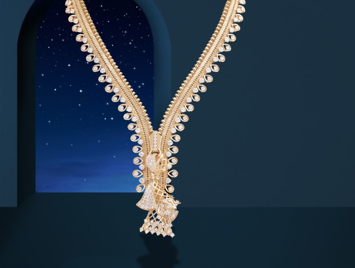 Watch How a Van Cleef and Arpels Zip Necklace Transforms into a