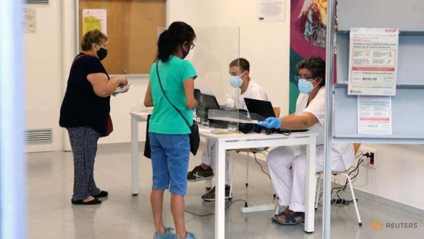 Spain reports record 3,715 new COVID-19 cases since end of lockdown Spain reports record 3,715 new COVID-19 cases since end of lockdown
