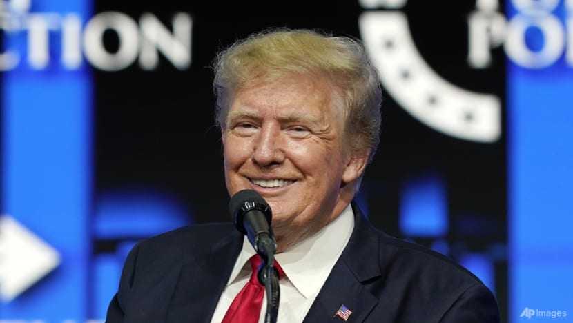Trump could get big 'bonus' shares in new social media firm Trump could get big 'bonus' shares in new social media firm