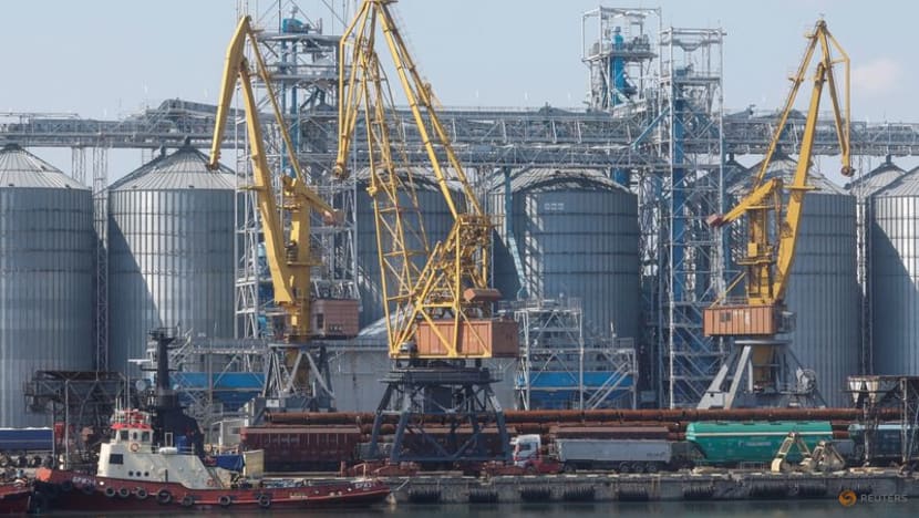 Russia threatens to cut energy exports to Europe; Ukraine reports eastern gains Russia threatens to cut energy exports to Europe; Ukraine reports eastern gains