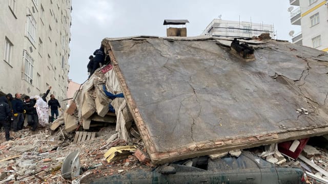 到土耳其旅行遇地震 狮城兄妹：酒店附近有建筑坍塌