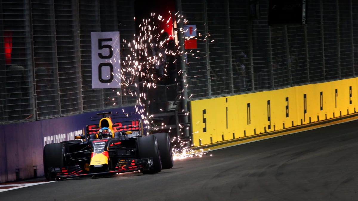 Singapore Grand Prix deal extended for another four years: F1 - TODAY