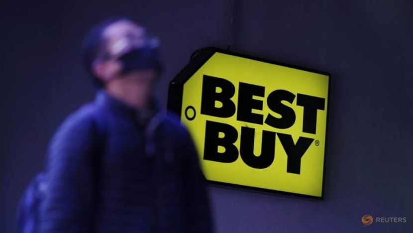 Best Buy to lay off some store workers: WSJ Best Buy to lay off some store workers: WSJ