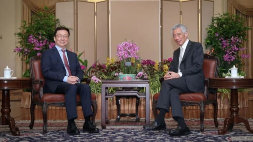 PM Lee, Presiden Halimah bertemu Naib PM China Han Zheng susuli mesyuarat tahunan dua hala
