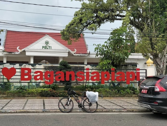 irene_tan_solo_cyclist_singapore_to_bagansiapiapi_indonesia.png