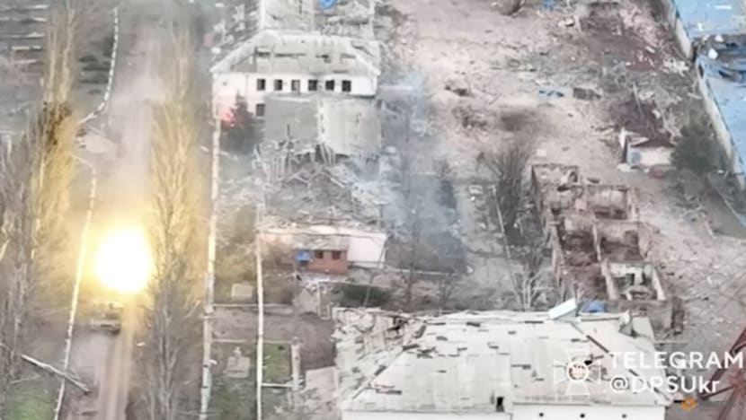 Ukraine forces retain control of Soledar despite Russian claims, governor says Ukraine forces retain control of Soledar despite Russian claims, governor says