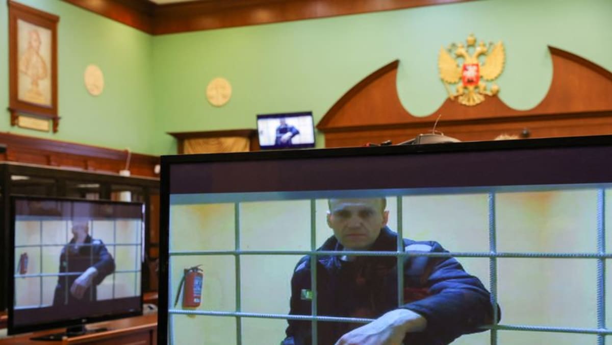 Istri dan sekutu Navalny terdengar semakin mengkhawatirkan kesehatannya di penjara