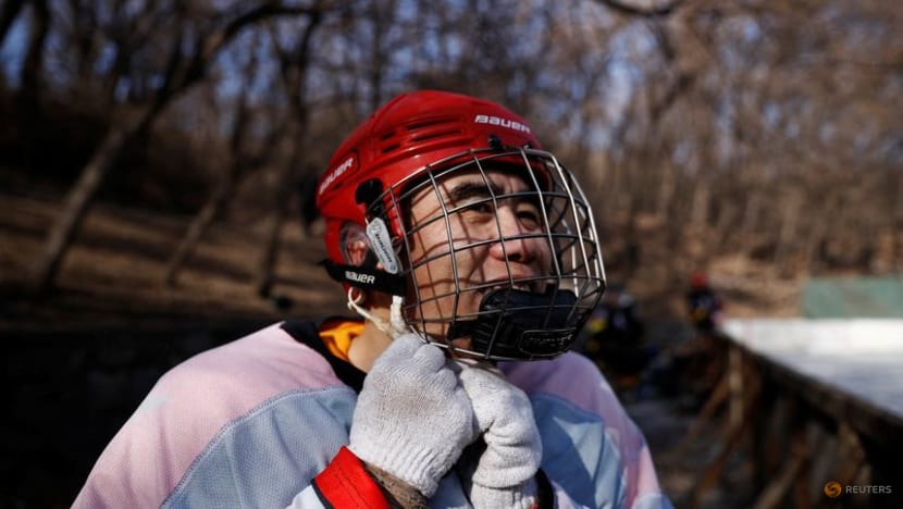 On a frozen pond far from the Olympics, meet China's ice hockey veterans On a frozen pond far from the Olympics, meet China's ice hockey veterans