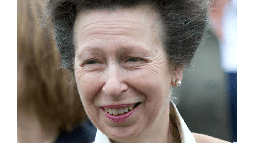 Princess Anne opens jetty in Portsmouth - 8days